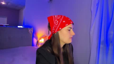 Laura online show from 05/31/26, 05:04