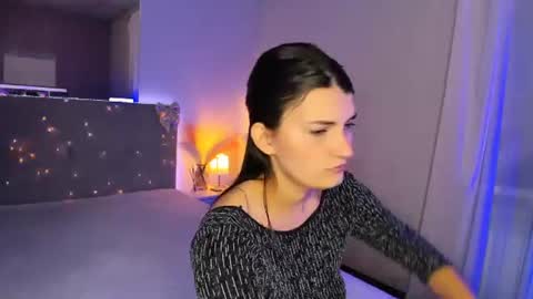Snapshot of laura__leee chatting on 07/07/26, 07:23 Laura online show from 07/07/26, 07:23