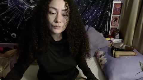 Snapshot of laura_anal_ chatting on 12/06/24, 02:24 Wen online show from 12/06/24, 02:24