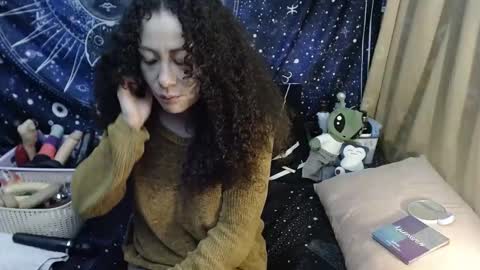 Snapshot of laura_anal_ chatting on 02/25/25, 09:35 Wen online show from 02/25/25, 09:35