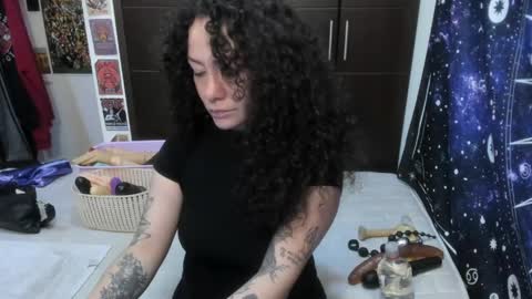  Wen  online show from 04/21/26, 03:39