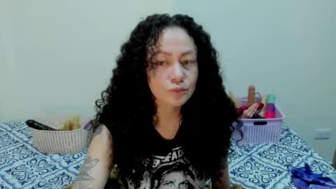 Snapshot of laura_anal_ chatting on 06/02/26, 10:34 Wen online show from 06/02/26, 10:34