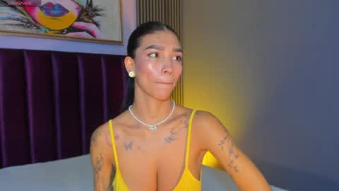 Laura online show from 04/03/26, 12:36