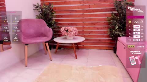 Snapshot of laura_bonnet_ chatting on 09/16/25, 02:07 Laura Bonnet online show from 09/16/25, 02:07