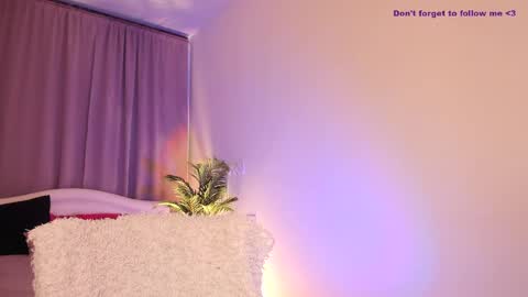 Laura online show from 03/01/25, 05:20