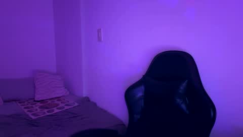 laura online show from 03/01/26, 06:59