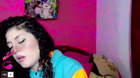 weedcam Curly Laura OF    online show from 04/10/26, 10:25