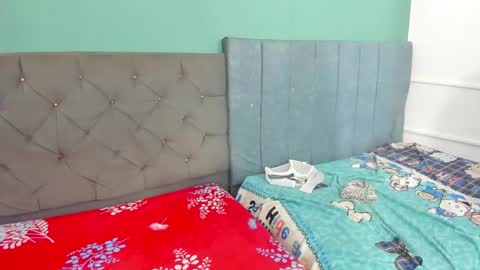 laura_hot03 online show from 01/13/26, 02:11