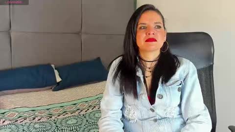 laura hotties online show from 03/12/25, 01:08