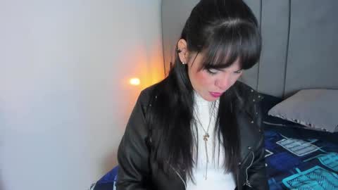 laura hotties online show from 11/07/25, 01:11