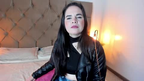 laura hotties online show from 03/30/26, 01:01