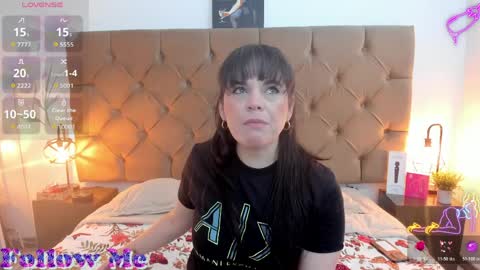laura hotties online show from 04/10/26, 01:05