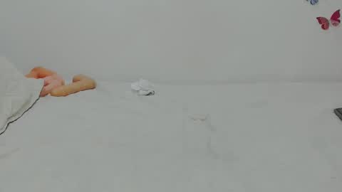 laura lovingxxx online show from 11/10/25, 08:41