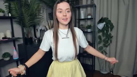 Samantha online show from 10/18/25, 03:57