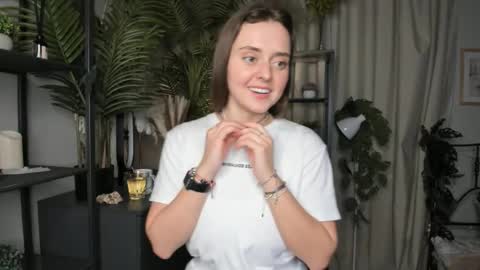 Samantha online show from 10/19/25, 02:50