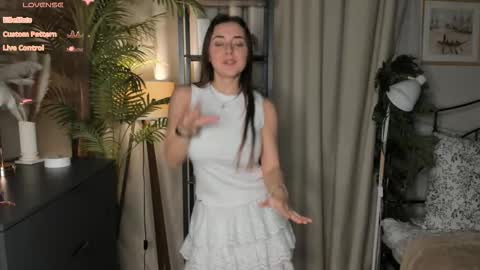 Samantha online show from 11/15/25, 02:24