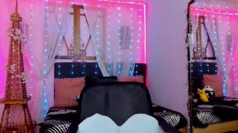 Kate  online show from 09/16/25, 12:39