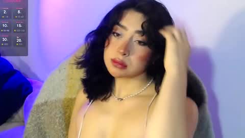 laura_pink01 online show from 10/02/25, 02:18