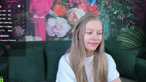 Laura online show from 11/14/25, 09:30