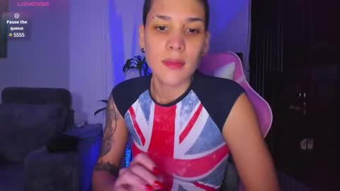 Snapshot of laura_r23 chatting on 12/31/24, 08:37 Laura Rose online show from 12/31/24, 08:37