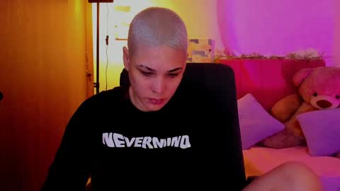 Laura Rose online show from 03/28/26, 01:16