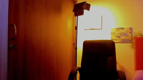 Laura Rose online show from 04/07/26, 12:33