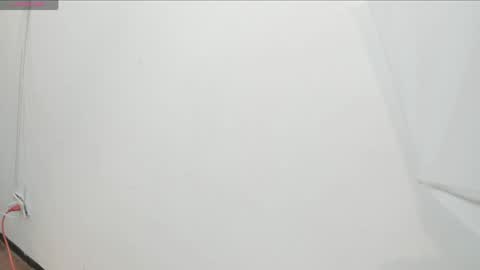 Laura online show from 05/02/26, 11:59