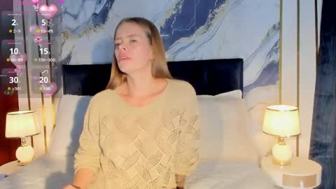 Snapshot of laurablue_ chatting on 05/31/26, 08:43 Laura Blue online show from 05/31/26, 08:43