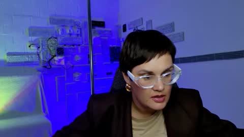 lauradavidsons online show from 09/17/25, 12:18