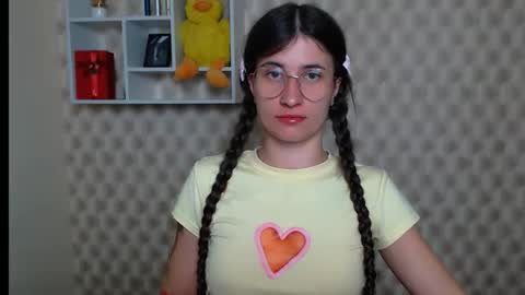 Laura online show from 06/02/26, 06:15