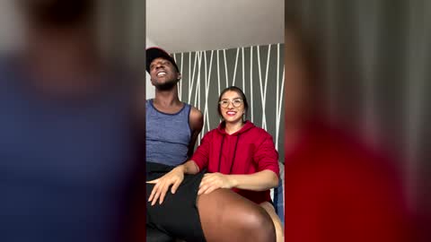 laura online show from 04/17/26, 04:54