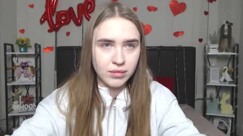 LauraHlot online show from 02/01/26, 06:28