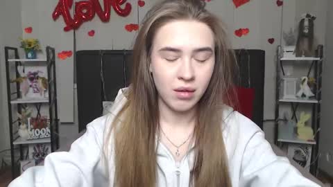 LauraHlot online show from 02/17/26, 06:10