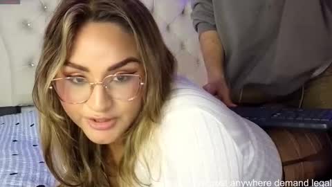 Snapshot of lauralei_01 chatting on 09/12/25, 07:03 Laura and Phillipe SEE YOU AGAIN ON JANUARY 12 2025 HAPPY NEW YEAR online show from 09/12/25, 07:03
