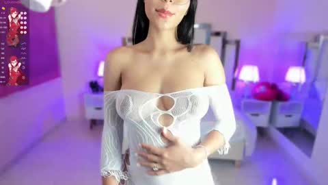 Laura MartinGMT-5 2200-0600 online show from 09/10/25, 12:21