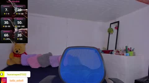 Snapshot of lauramayer chatting on 02/22/25, 09:23 Laura Mayer online show from 02/22/25, 09:23