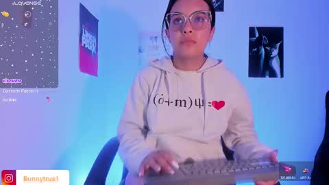 lauraohana online show from 02/13/25, 10:34