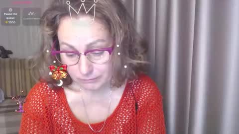 Snapshot of lauraoven1 chatting on 12/04/24, 07:50 Lauraoven1 online show from 12/04/24, 07:50