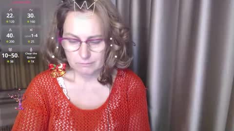 Snapshot of lauraoven1 chatting on 12/05/24, 01:17 Lauraoven1 online show from 12/05/24, 01:17