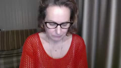 Snapshot of lauraoven1 chatting on 02/01/25, 06:08 Lauraoven1 online show from 02/01/25, 06:08