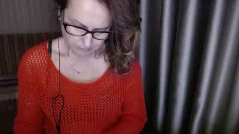 Lauraoven1 online show from 11/10/25, 05:12