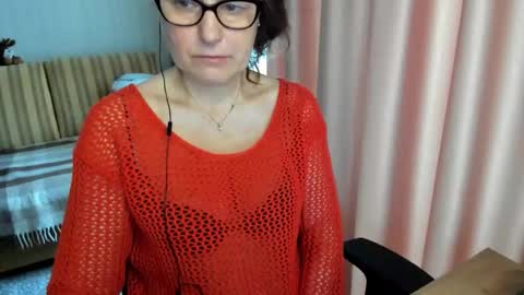 Lauraoven1 online show from 03/03/26, 07:14