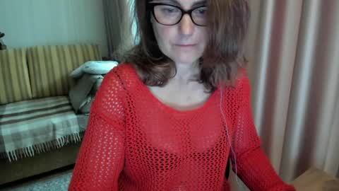 Lauraoven1 online show from 06/13/26, 07:28