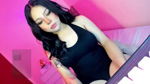 Your sweet Laura online show from 01/09/26, 02:47