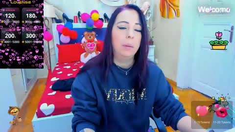 Snapshot of laurasinfull chatting on 02/10/25, 04:19 Laura online show from 02/10/25, 04:19