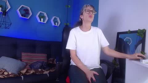 Snapshot of laurasofia45 chatting on 03/01/26, 11:12 Laura Sofia online show from 03/01/26, 11:12