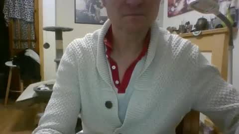 Snapshot of lauratedomm chatting on 01/11/26, 10:48 lauratedomm online show from 01/11/26, 10:48