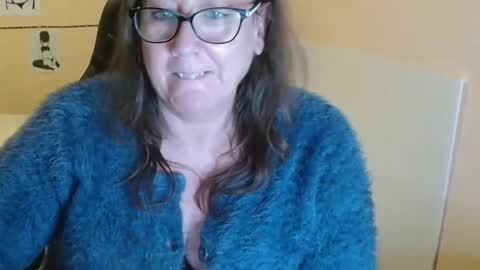 laureanne online show from 12/05/24, 03:50