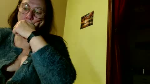 laureanne online show from 12/05/24, 08:44