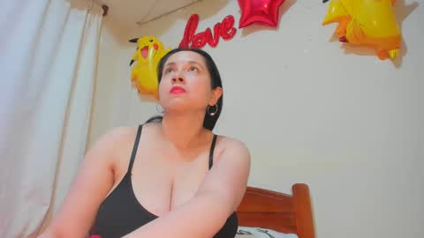 Snapshot of laureen777 chatting on 01/16/25, 05:33 laureen777 online show from 01/16/25, 05:33